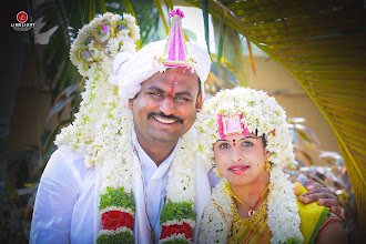 Fotografo di matrimoni Aravind Mudegowda. Foto del 10.12.2020