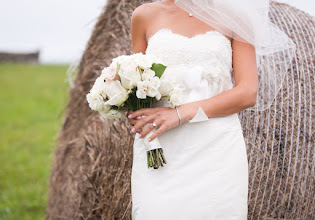 Wedding photographer Catharine Morris. Photo of 11.05.2023