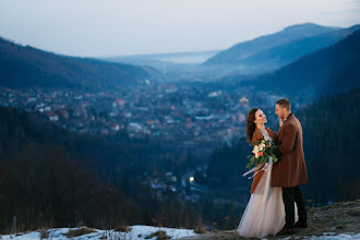 Bröllopsfotografer Oleksandr Khlomov. Foto av 01.03.2020