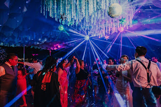 Wedding photographer Vladimir Gómez. Photo of 09.10.2025