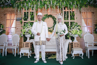 婚禮攝影師Fajar Dwi Yuniarto. 27.05.2020的照片