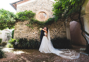 Fotografo di matrimoni Bottega Incontroluce. Foto del 25.02.2019