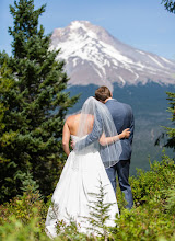 Photographe de mariage Jennifer Gulizia. Photo du 20.04.2023