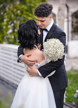 Wedding photographer Elena Sonik. Photo of 27.05.2025