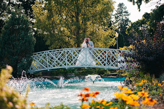 Fotograf ślubny Sarah Johnston. Zdjęcie z 14.09.2020