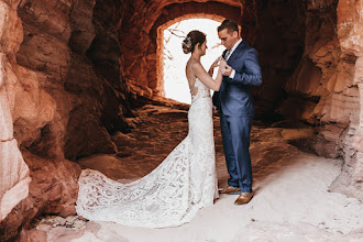 Wedding photographer Stephenie Ramsay. Photo of 11.05.2023