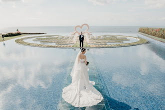 Fotógrafo de casamento Edy Mariyasa. Foto de 17.04.2020