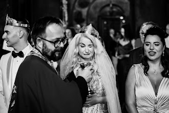 Wedding photographer Marius Marcoci. Photo of 23.10.2024