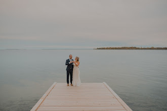 Wedding photographer Dawn Brooks. Photo of 30.05.2019