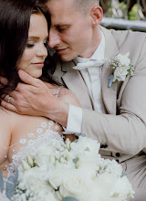 Wedding photographer Sandra Bartos. Photo of 18.08.2023