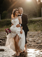 Düğün fotoğrafçısı Petru Brustureanu. Fotoğraf 25.05.2024 tarihinde