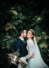 Wedding photographer Dani Mantis. Photo of 30.03.2024