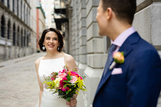 Wedding photographer Esther Gibbons. Photo of 28.05.2025
