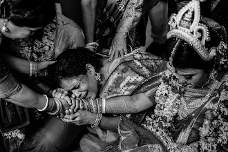 Fotografer pernikahan Momo Chakraborty. Foto tanggal 14.05.2024