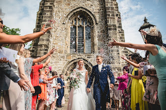 Wedding photographer Oliver Foxley. Photo of 02.07.2019