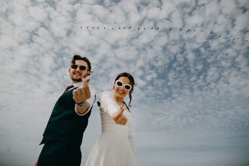 Kaliningraddagi fotosuratlar va telefon raqamlari bilan individual fohishalar