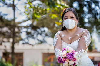 Fotógrafo de bodas Edin Condor. Foto del 14.10.2020