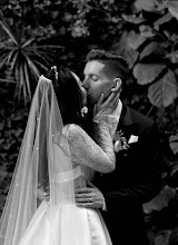 Fotografo di matrimoni Jacqueline James. Foto del 18.02.2025