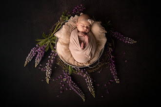Wedding photographer Polina Bondar. Photo of 19.06.2025
