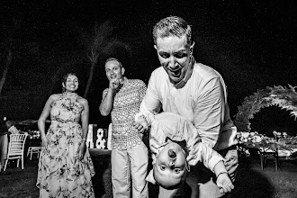 Wedding photographer Yamil Calderon. Photo of 12.07.2025