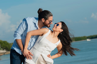 Fotografo di matrimoni Alexandro Pérez Pinzón. Foto del 15.07.2025