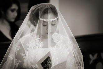 Wedding photographer Maxine Huselbee. Photo of 02.07.2019