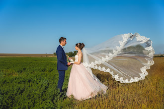 Jurufoto perkahwinan Olga Pavlova. Foto pada 30.06.2018