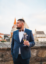 Svadobný fotograf Mária Savkaničová. Fotografia z 10.12.2024