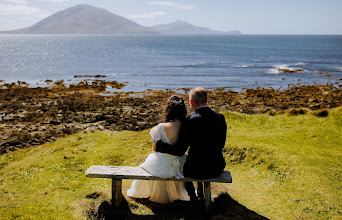 Wedding photographer Modestas Albinskas. Photo of 25.06.2025
