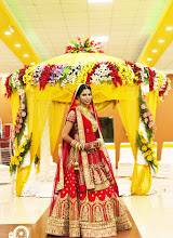 Wedding photographer Nayan Chakraborty Nony. Photo of 10.12.2020