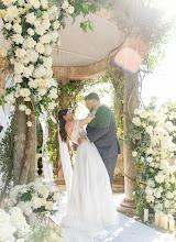 Wedding photographer Elena Ananasenko. Photo of 23.07.2025