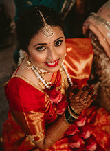 Düğün fotoğrafçısı Anupama Panicker. Fotoğraf 24.03.2020 tarihinde