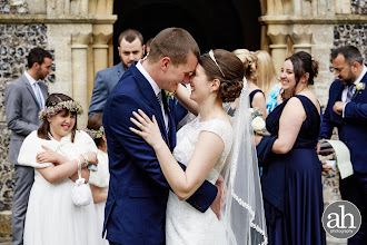 Wedding photographer Adam Hillier. Photo of 11.05.2023