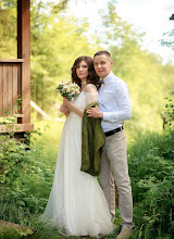 Nhiếp ảnh gia ảnh cưới Elena Mikhaylovskaya. Ảnh trong ngày 08.05.2023