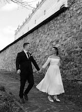 Wedding photographer Viktória Akbariová. Photo of 29.04.2025