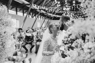 Nhiếp ảnh gia ảnh cưới Oksana Bebrisha. Ảnh trong ngày 25.10.2023