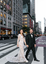 Wedding photographer Taras Nagirnyak. Photo of 14.11.2025