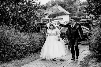 Wedding photographer Kristóf Karakó. Photo of 27.04.2024