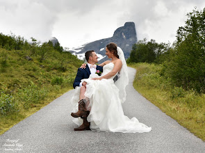 Fotografo di matrimoni Amanda Våge. Foto del 14.05.2019