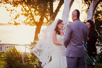 Photographe de mariage Cass Blair. Photo du 10.03.2020