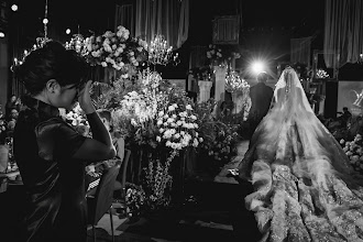 婚礼摄影师Lei Liu. 23.04.2024的图片