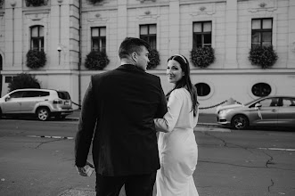 Wedding photographer Emma Póli. Photo of 05.12.2023
