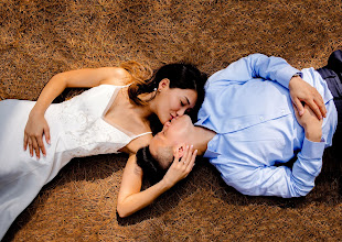 Nhiếp ảnh gia ảnh cưới Taufan Alexander Sibero. Ảnh trong ngày 07.08.2019