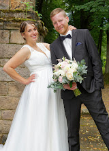 Wedding photographer Tom River. Photo of 13.07.2022