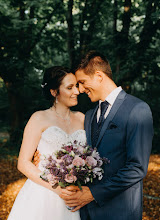 Wedding photographer Levente Gulyás. Photo of 28.09.2019