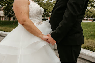 Vestuvių fotografas: Ali Schultz. 30.12.2019 nuotrauka