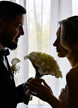 Wedding photographer Costi Manolache. Photo of 13.11.2025