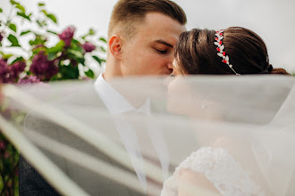 Wedding photographer Alena Baranova. Photo of 30.09.2020