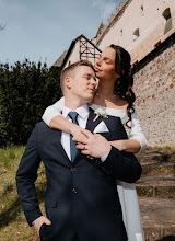 Wedding photographer Viktória Akbariová. Photo of 29.04.2025