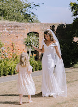 Wedding photographer Mae Wickham. Photo of 19.12.2023